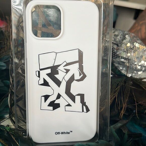NWT - Off-White Graffiti Arrrows iPhone 12 Pro Case - Picture 2 of 4